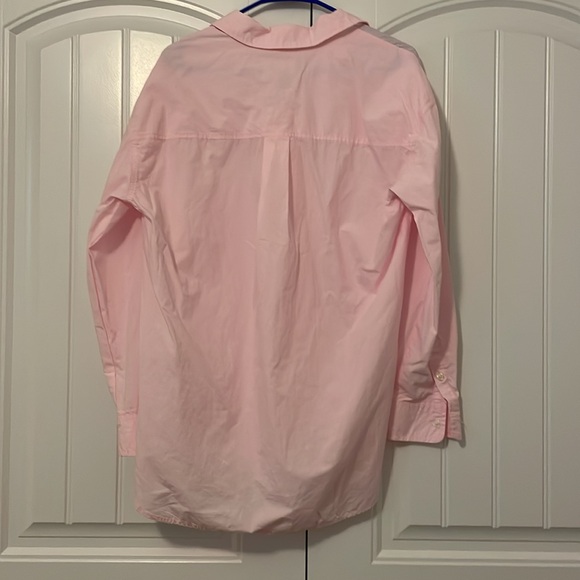 Universal threads oversized shirt, size M - Picture 3 of 3